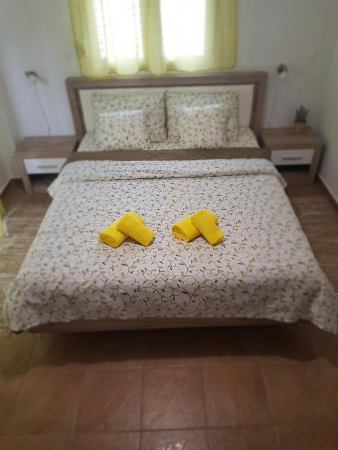 Apartamenty Rodzinne Kamena Vourla Exteriör bild