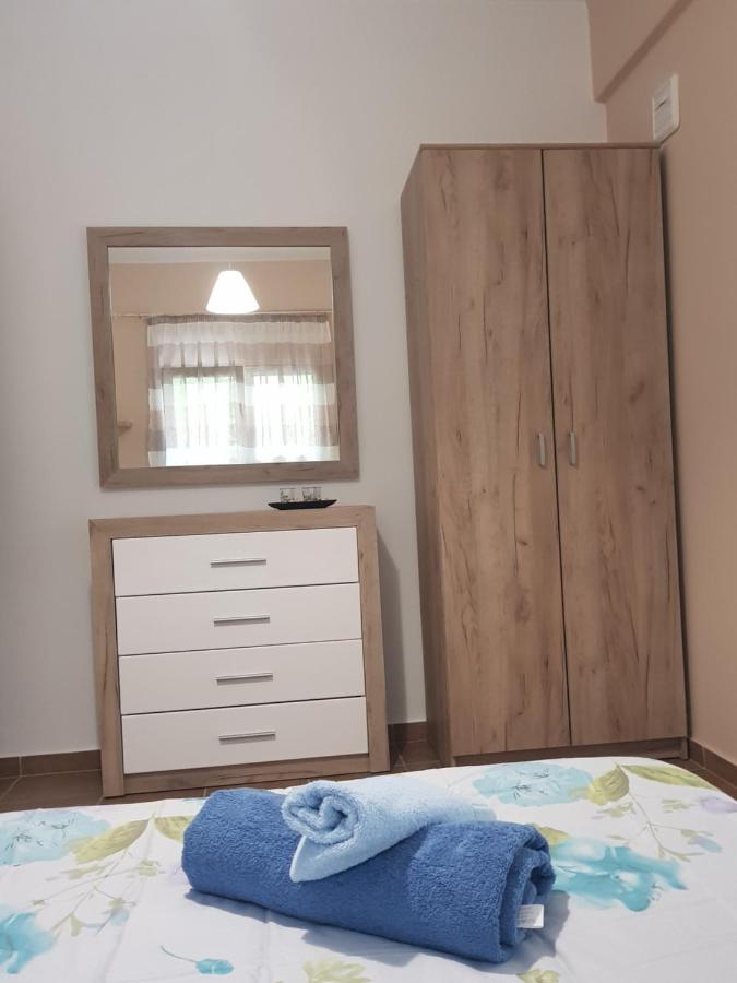 Apartamenty Rodzinne Kamena Vourla Exteriör bild