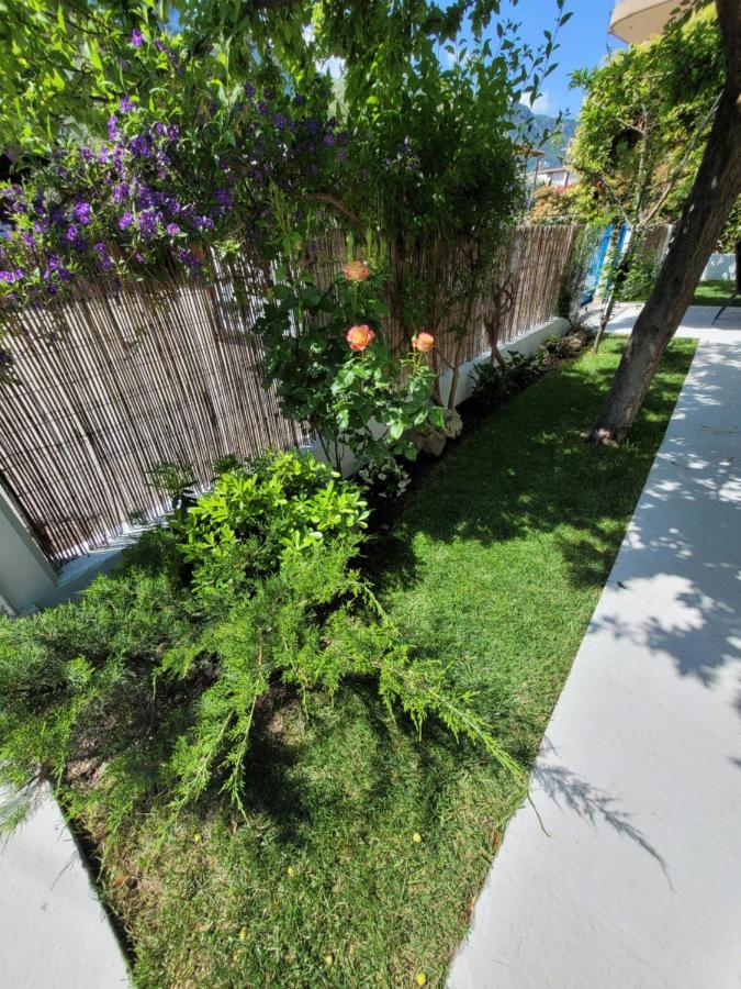 Apartamenty Rodzinne Kamena Vourla Exteriör bild